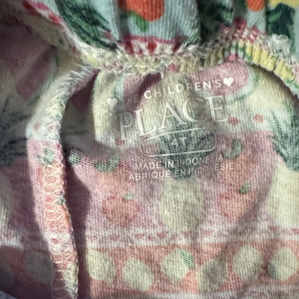 Colorful Fruit Print Shorts size 4t